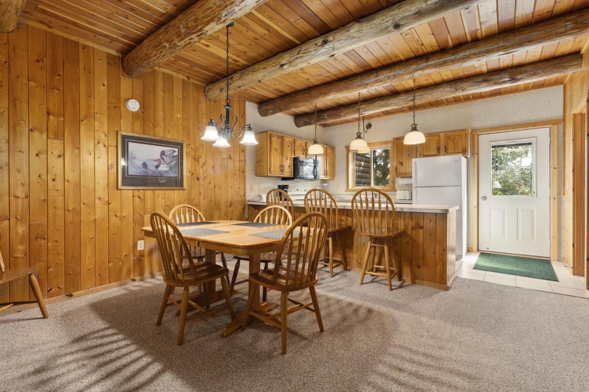 The Lodges At Breezy Point Bagian luar foto