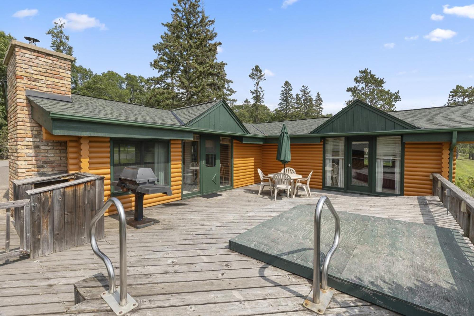 The Lodges At Breezy Point Bagian luar foto