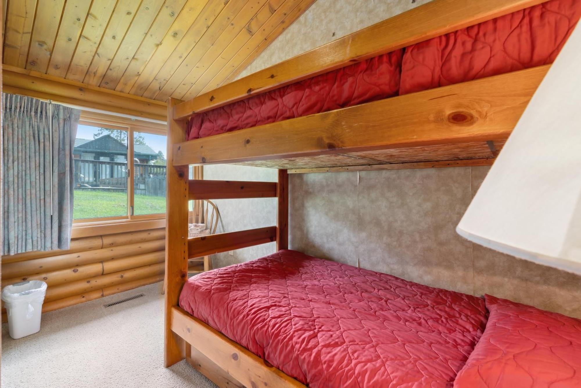 The Lodges At Breezy Point Bagian luar foto