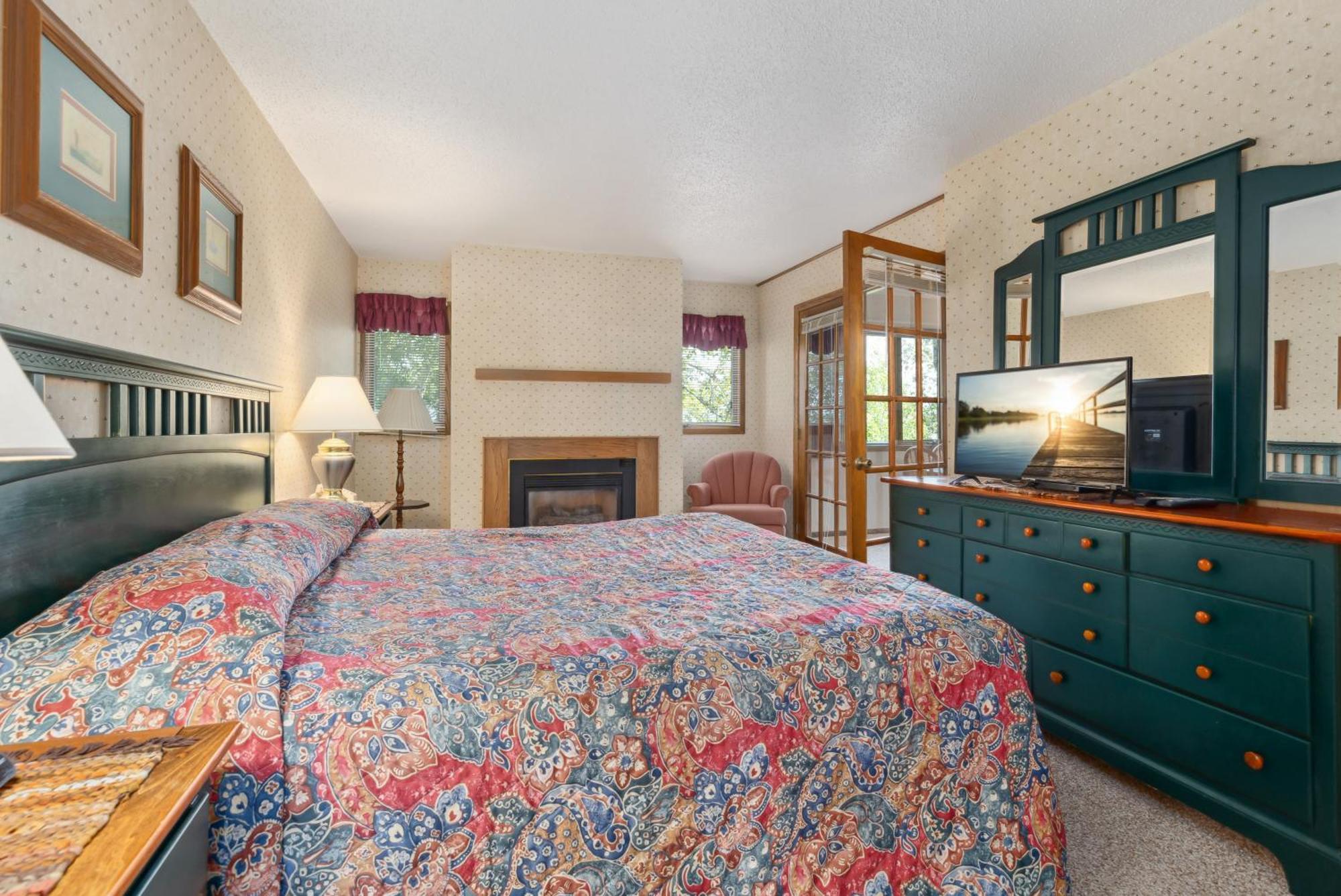 The Lodges At Breezy Point Bagian luar foto